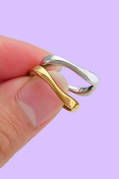Anillo asimetrico dorado