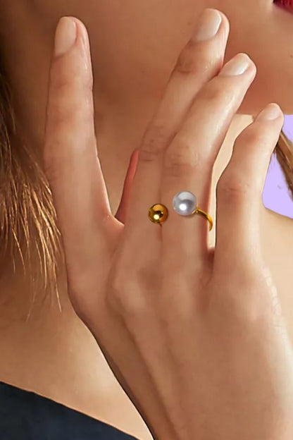 Anillo perla y esfera