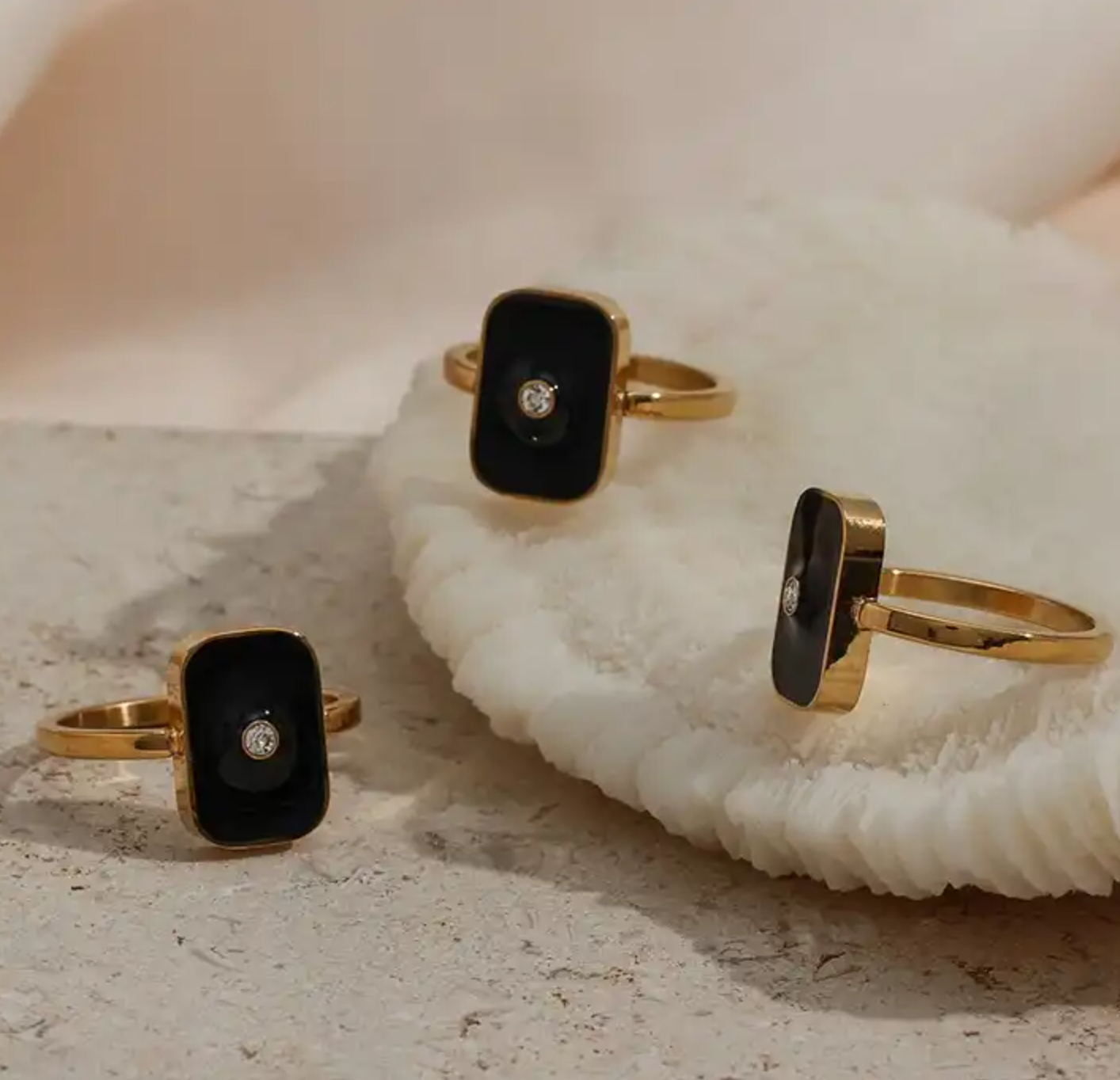 Anti Hero anillo