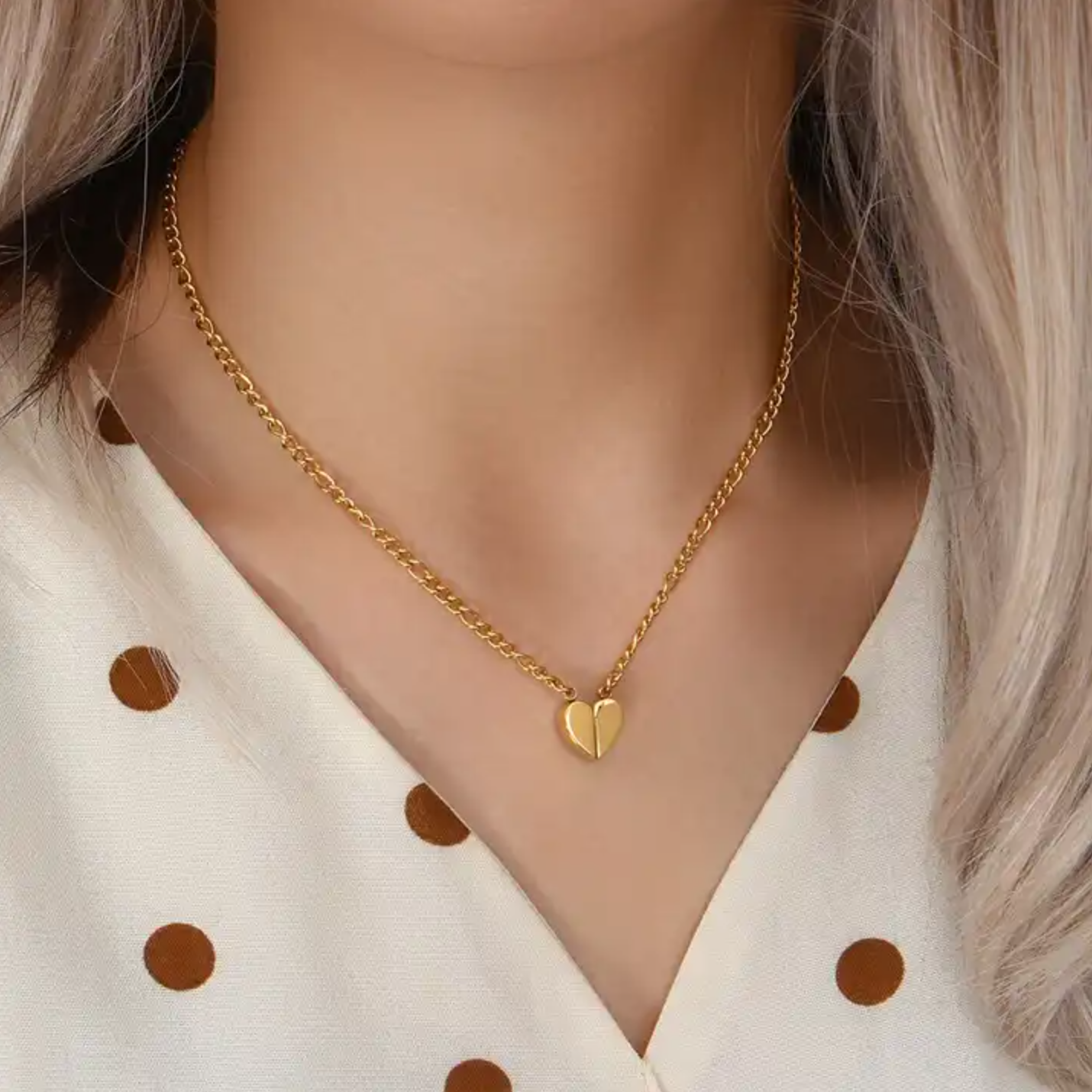 Corazon de iman collar
