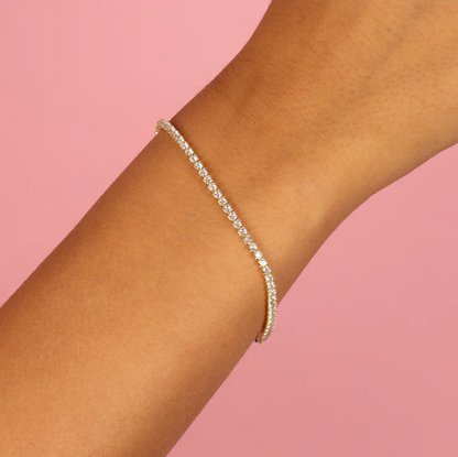 Tennis bracelet delicate