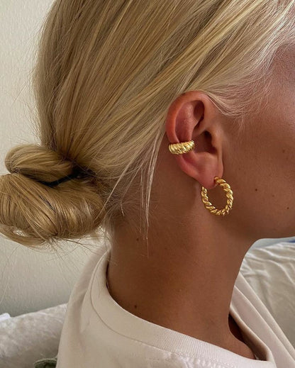 Croissant hoops