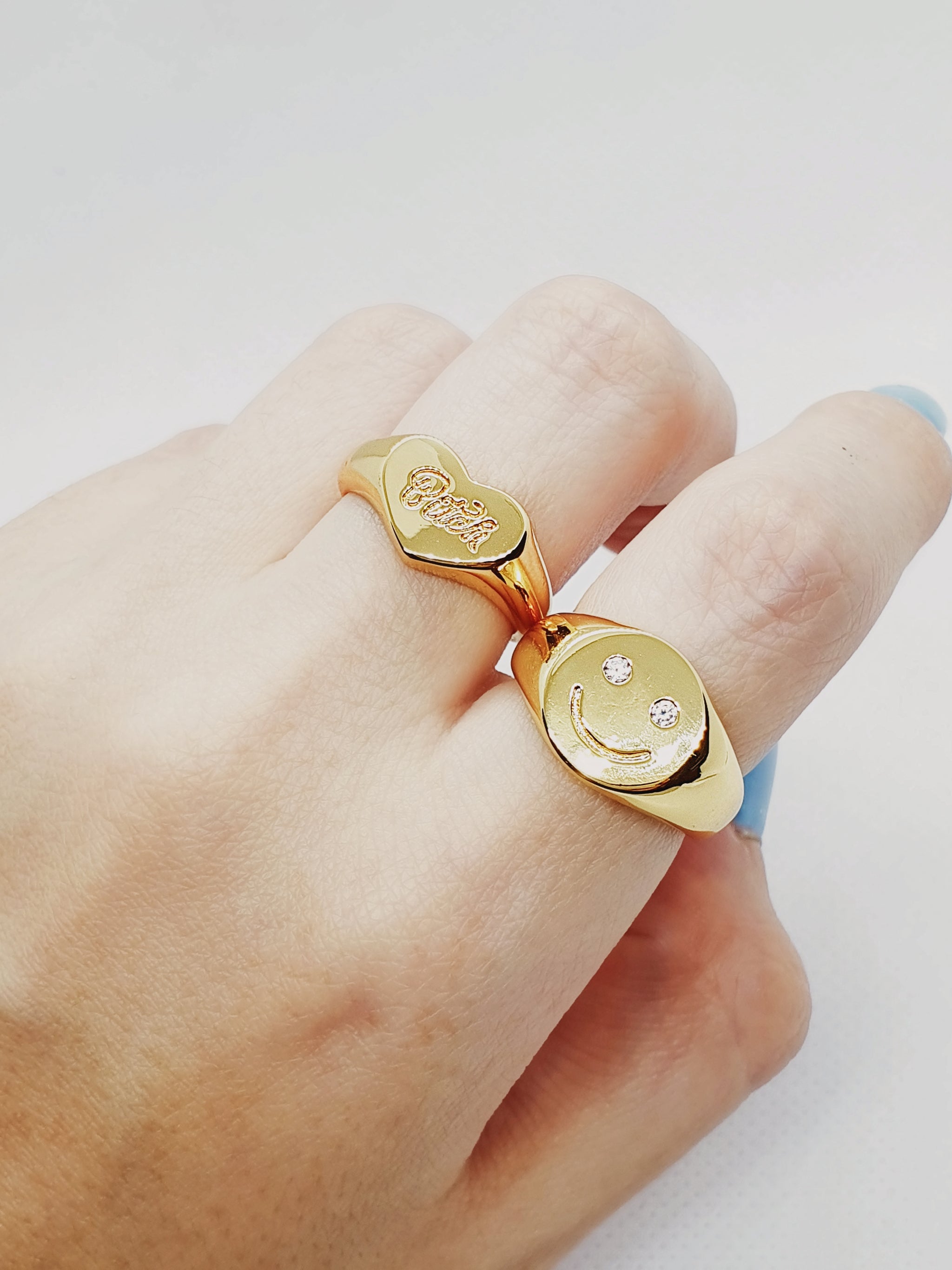 I´m a *itch ring