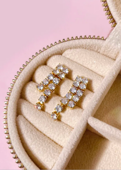 Elegant studs