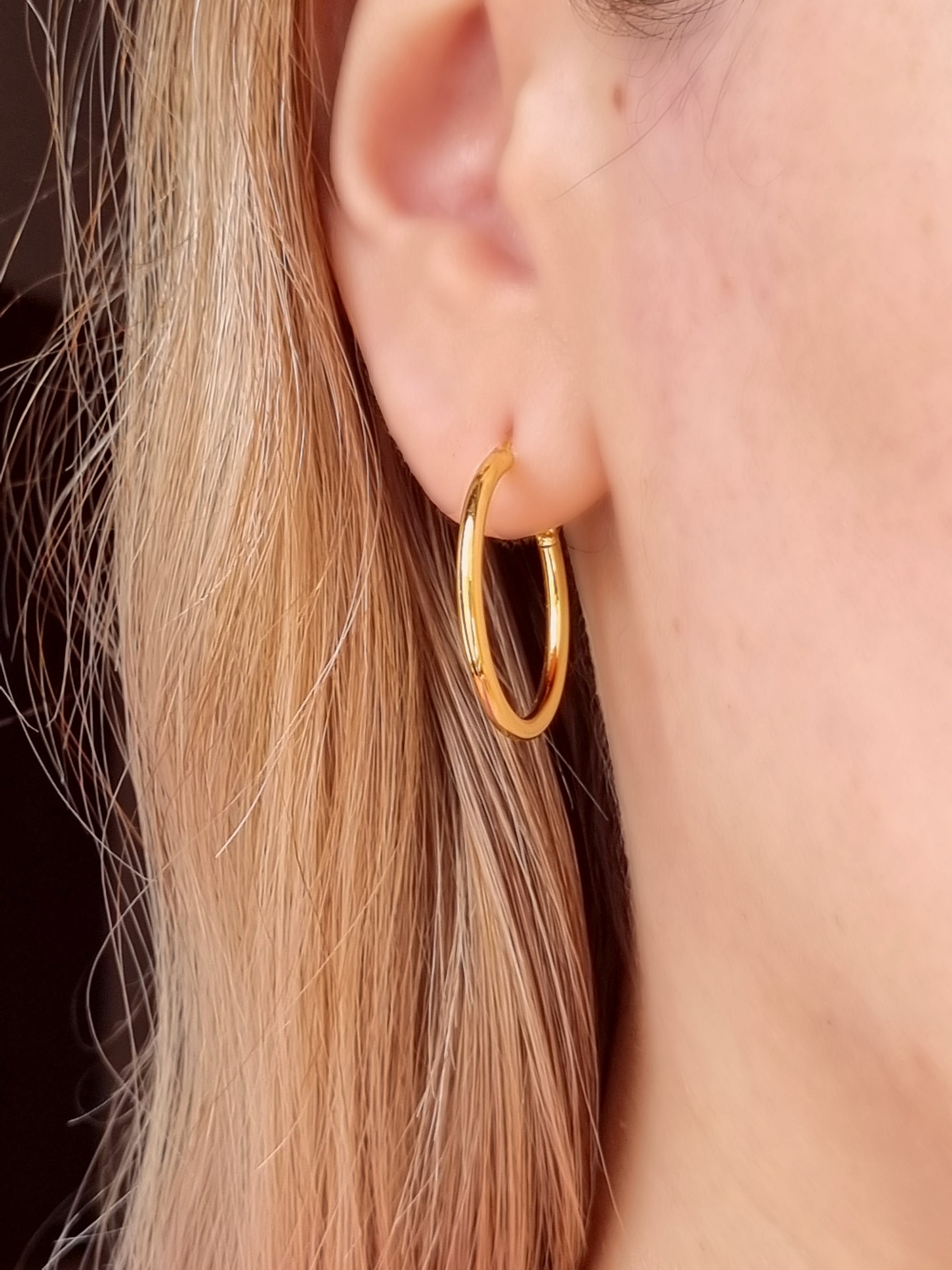 Everyday slim hoops