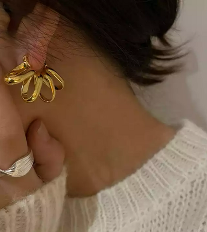 Spiral hoops
